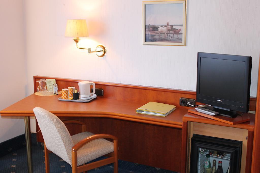 Hotel Luga Norimberga Esterno foto
