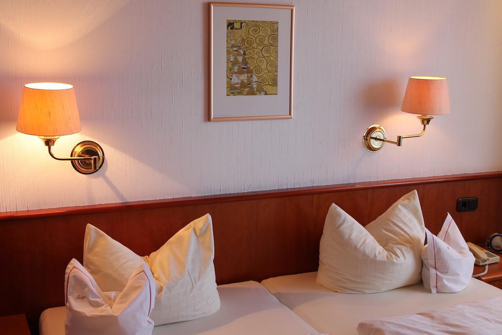 Hotel Luga Norimberga Esterno foto